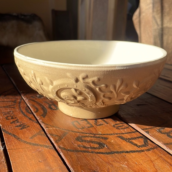 Haeger Pottery Bowl 102 - Textured Scroll Vine Tendril - Picture 2 of 4